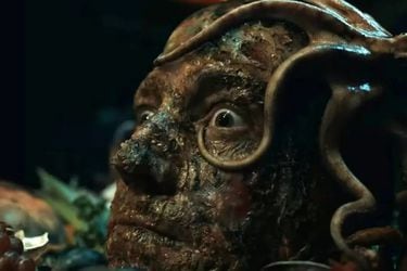 Guillermo del Toro nos invita a conocer una variedad de historias aterradoras en el nuevo tráiler de Cabinet of Curiosities