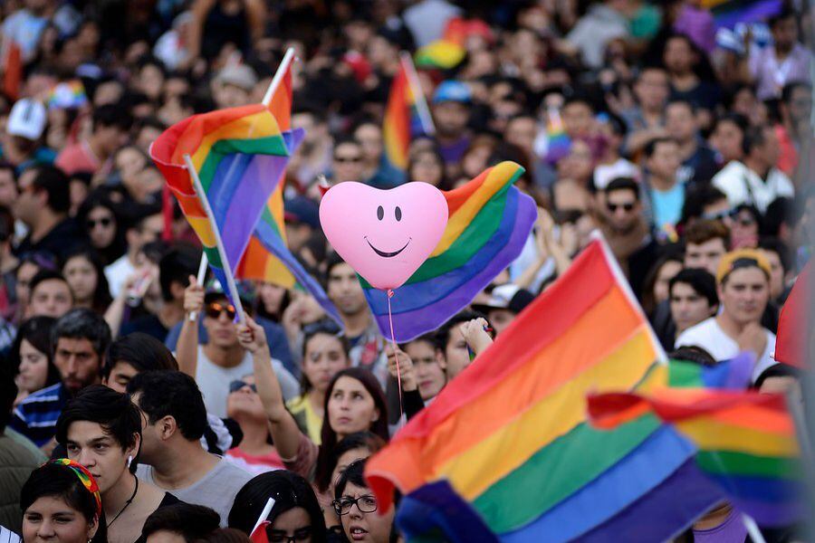 Y Vivieron Felices Para Siempre Ecuador Da Luz Verde Al Matrimonio Igualitario La Tercera
