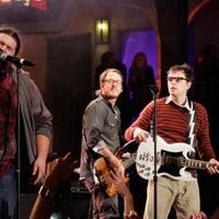 De Weezer a Netflix: la ruta musical de Jorge “Hurley” García, el chileno de Lost 