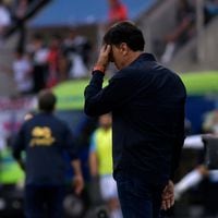 Otro problema para Gustavo Quinteros: jugadores de Vélez Sarsfield quedan con arresto provisional tras ser acusados de abuso sexual