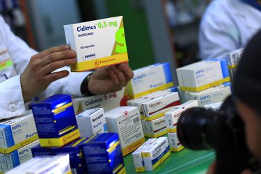 Columna Julio Peña Torres: ¿Por qué sí regular los precios de medicamentos de marca?