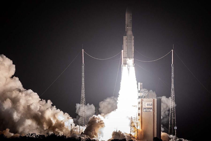An-Ariane-5-lifts-off-(23921561)