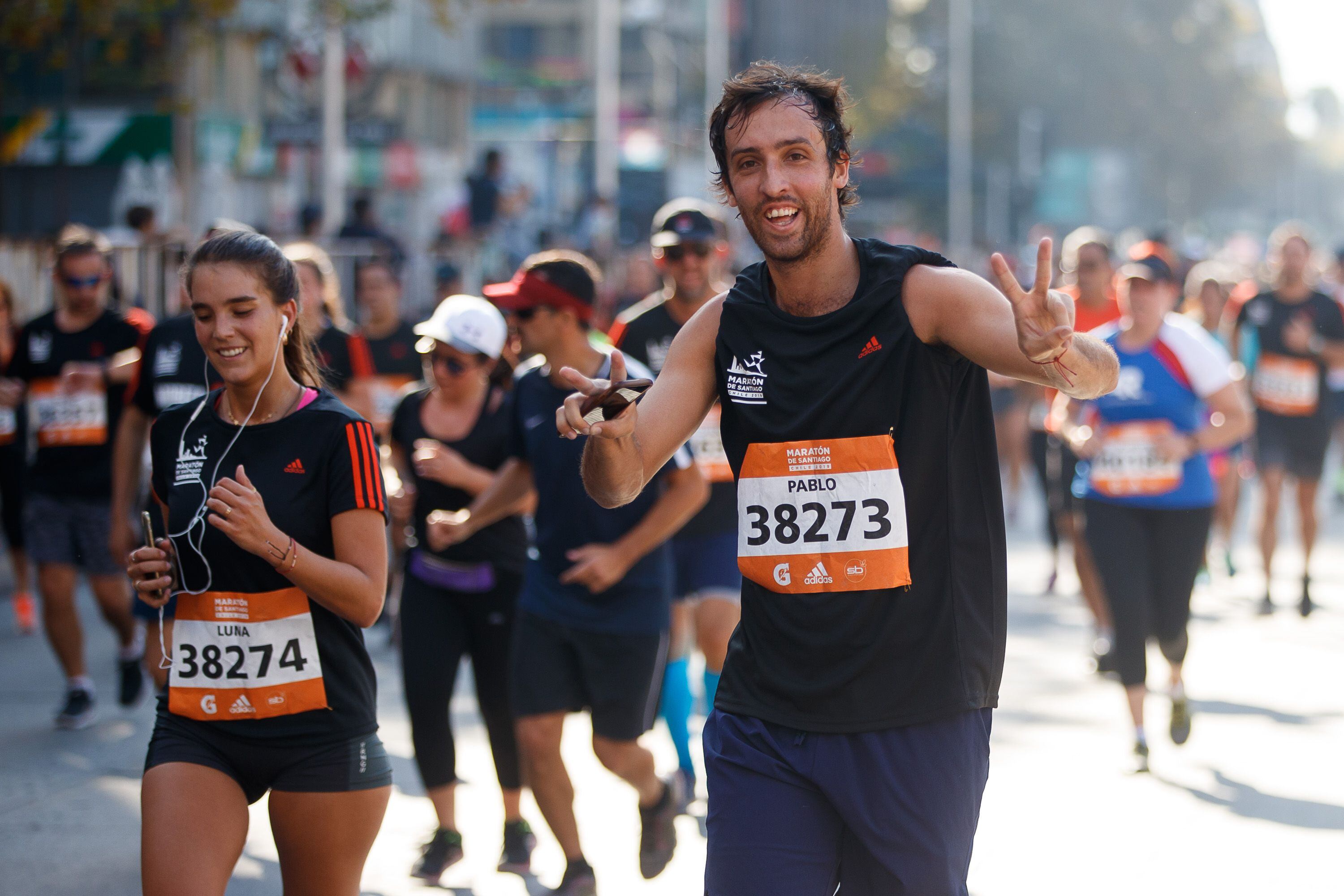 Primera vez que corres la Maraton de Santiago Consejos de alimentacion descanso y mentalidad para debutantes La Tercera