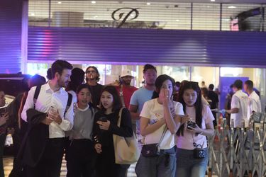 Adolescente de 14 años es principal sospechoso de matar a dos personas durante tiroteo en centro comercial de Bangkok