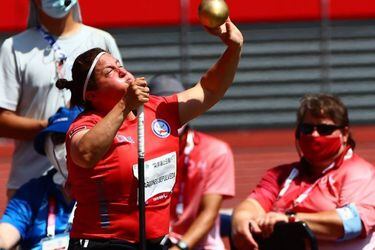 Francisca Mardones durante uno de sus lanzamientos de la bala en la final de la prueba en los Juegos Paralímpicos de Tokio 2020.