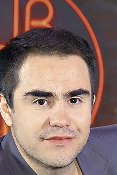 Juan Pablo Flores: el hombre sin club ni comedia - La Tercera Juan Pablo Flores: el hombre sin club ni comedia - La Tercera