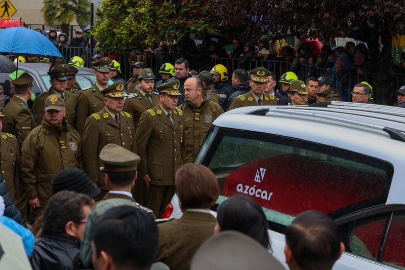 Funeral del suboficial mayor de Carabineros Misael Vidal en Curanilahue.
