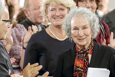 margaret-atwood-awarded-with-the-peace-priz-39420844
