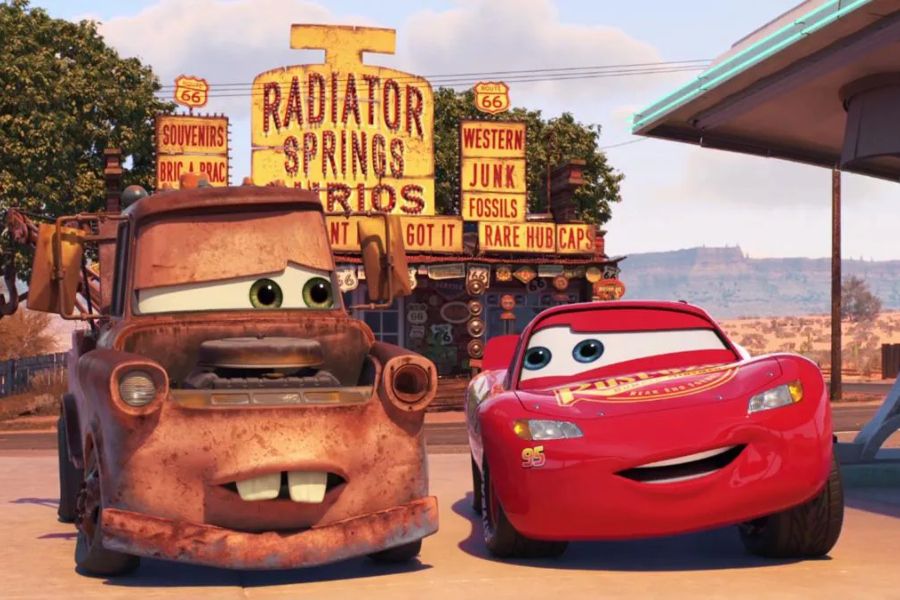 Pixar quería profundizar en la dinámica entre el Rayo McQueen y Mate con la  nueva serie Cars on the Road - La Tercera