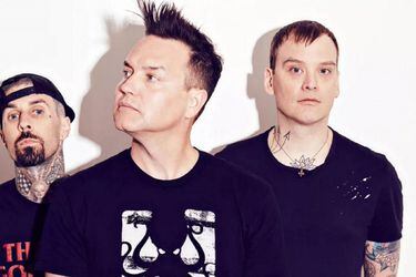 blink-182-1503399878.72.2560x1440