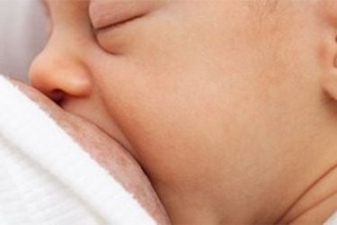 Unicef destaca beneficios de la lactancia materna durante la primera hora de vida