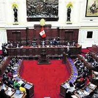 Congreso de Perú aprueba retorno de la bicameralidad y reelección parlamentaria, pese a referéndum que rechazó medida en 2018