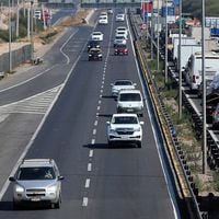 “Peaje a luca”, restricción a camiones y 3x1: las medidas de este domingo para el retorno a Santiago