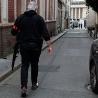 La Policía de Francia abate a un hombre armado que trataba de prender fuego a una sinagoga