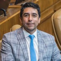 Héctor Barría, nuevo jefe de bancada DC: “Haré respetar la voz del partido si no somos escuchados por el gobierno: una cosa es ser mansos, pero jamás ‘mensos’”