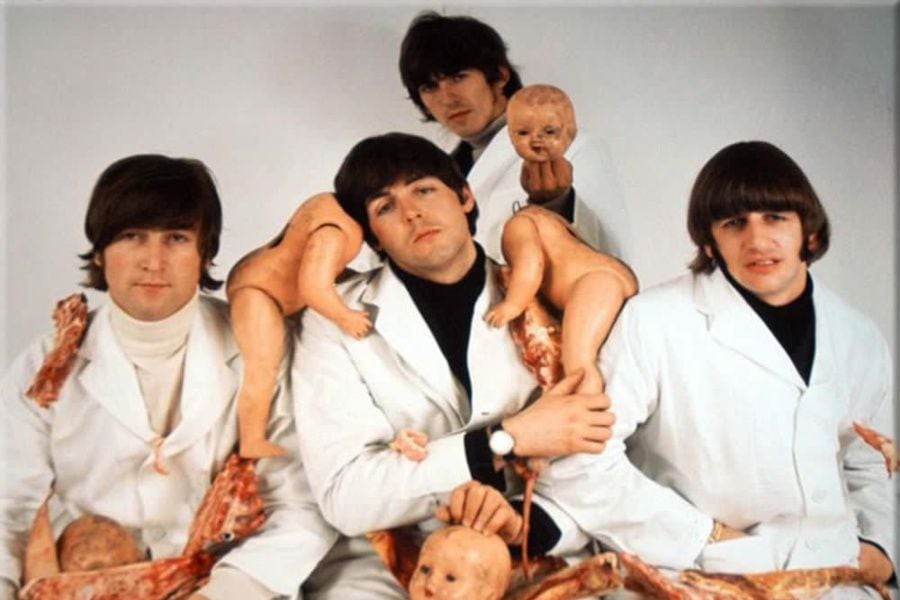 The Beatles y la polémica “portada del carnicero”: la historia de una  fotografía insólita - La Tercera