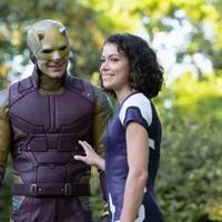 Charlie Cox quiere que She-Hulk aparezca en Daredevil: Born Again