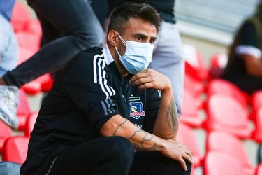 Jorge Valdivia explota contra un hincha de la U: “Tu lugar es rogar para que tu equipo no descienda”