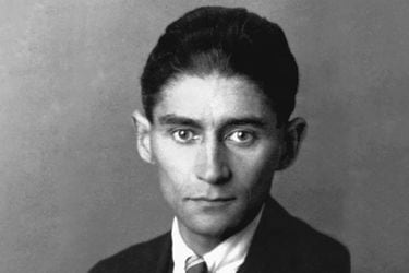 Arañazos de gatos y un encargo incumplido: la historia increíble de los papeles perdidos de Kafka