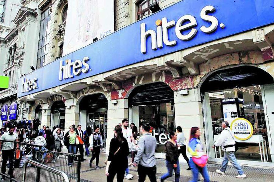 La familia que controla Hites ha comprado más de $460 millones en acciones de la firma en lo que va de diciembre.