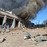Mueren cuatro personas en nuevos ataques del Ejército ruso sobre la ciudad de Mikolaiv