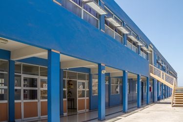 Mineduc arrendará instalaciones en desuso de un colegio particular subvencionado para ampliar matrícula en Alto Hospicio