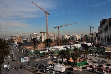 Fundamenta relanza venta de departamentos del suspendido proyecto en Plaza Egaña, a la espera de retomar obras