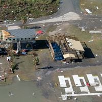 Antes y después: Imágenes satelitales revelan el impacto del paso del huracán Laura por Luisiana