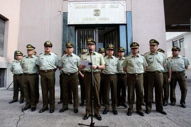 Espaldarazo judicial a Carabineros: tribunal acoge demanda de generales contra Contraloría por sumario en el estallido social