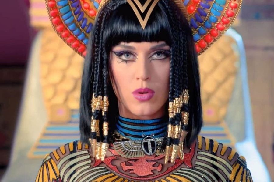 katy-perry-dark-horse