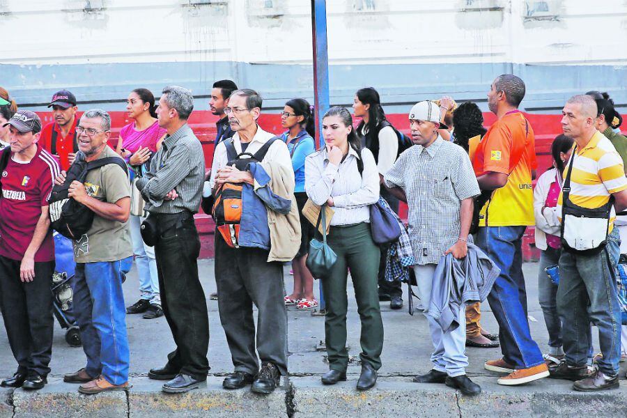 Imagen Venezuela_Absentee_Workers_11742