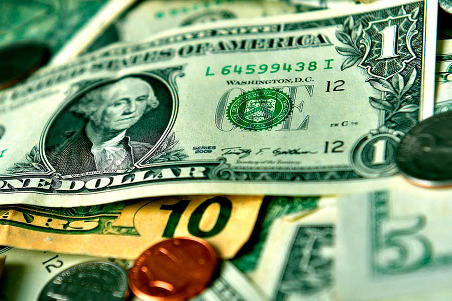 D lar Cae A Los 643 Y El Peso Chileno Es La Moneda M s Apreciada Del