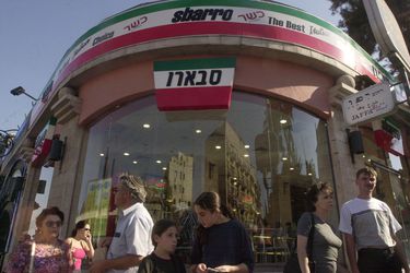 Tras 22 años en coma: muere mujer herida en un atentado suicida en una pizzería de Jerusalén 
