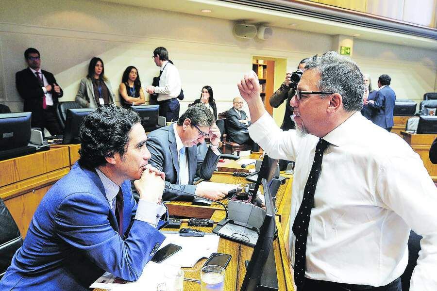 Comisión Especial mixta de presupuesto