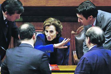 Municipales o parlamentarias: gobierno evalúa cuándo contraatacar con Admisión Justa