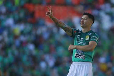 Víctor Dávila anota para el León y llegará encendido a la doble fecha con Chile