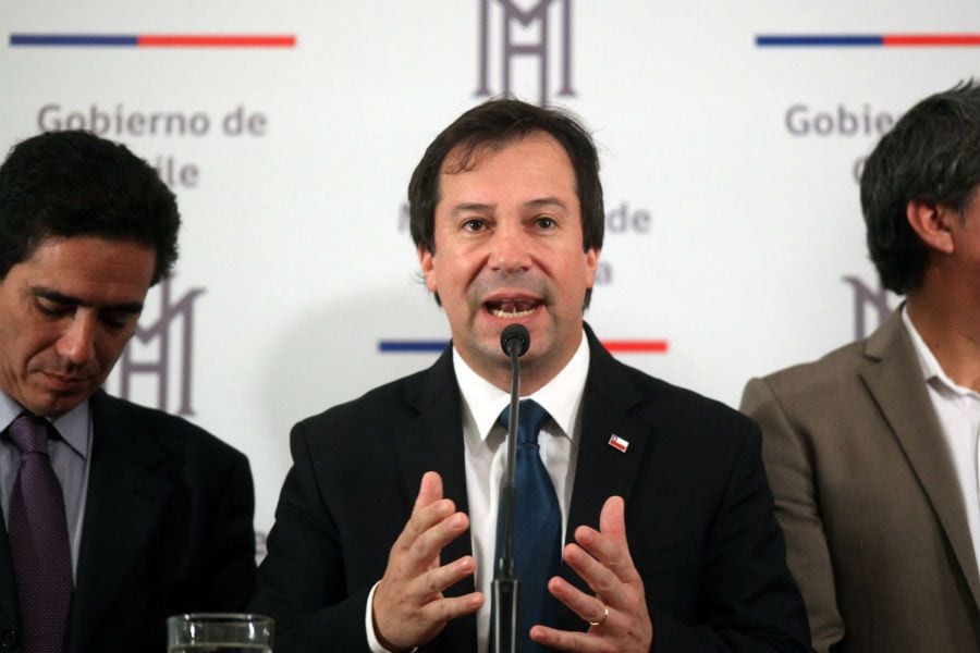 Ministro Palacios tras Imacec: "Sin paz perdemos opciones ...