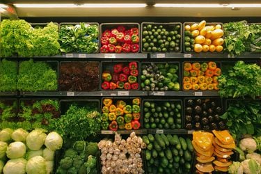 Estos son los supermercados con más productos veganos en Chile