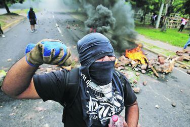 a protest against the government of Honduras ' President Juan Orlando Hernandez in Tegucigalpa (45941040)