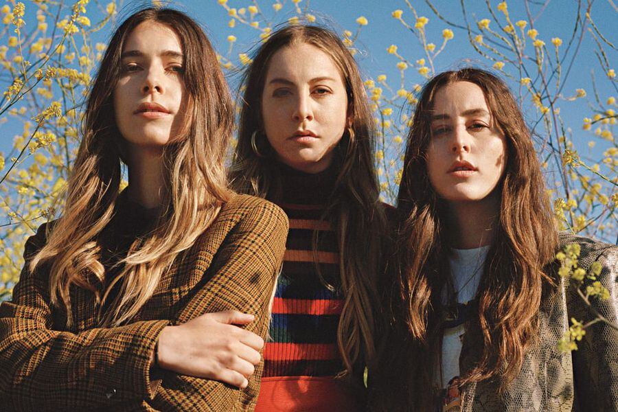 haim-sisters-in-arms-2017-rolling-stone-feature-aac09581-eda4-48c2-a9e9-e6ae0ea7fe02