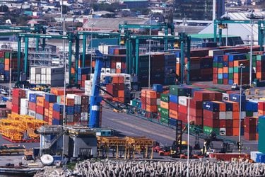 Ranking del Banco Mundial: Chile cae al tercer puesto en desempeño logístico en la región y pierde 27 lugares desde la última medición
