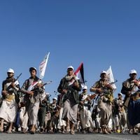 ¿Quiénes son los hutíes? Lo que hay que saber sobre los ataques de Estados Unidos y Reino Unido en Yemen