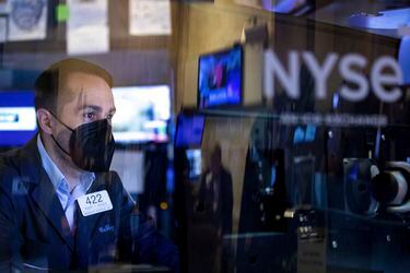 Wall Street cae tras dato de empleo en EEUU y la Bolsa de Santiago rompe racha de cuatro semanas de alzas