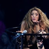 Video: Shakira se luce con espectacular show de 10 minutos en los premios VMA de MTV