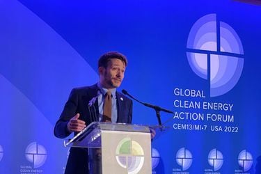 Ministro Pardow en foro de energía limpia en EEUU destaca la importancia de la colaboración pública y privada para el desarrollo sostenible 