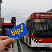 Aumento de hasta $20: revisa las nuevas tarifas del Metro y buses