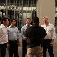 La visita de Kast a El Salvador: recorrió “megacárcel” de Bukele y se reunió con ministros