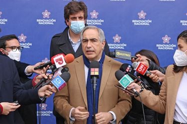 Oposición acudirá a Contraloría por campaña informativa del gobierno de cara al plebiscito de salida: acusan “intervención electoral” 