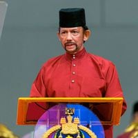 Sultanato de Brunei no impondrá pena de muerte a homosexuales tras rechazo internacional