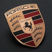 Fotos espía muestran al futuro Porsche de 7 asientos que se posicionará por sobre el Cayenne